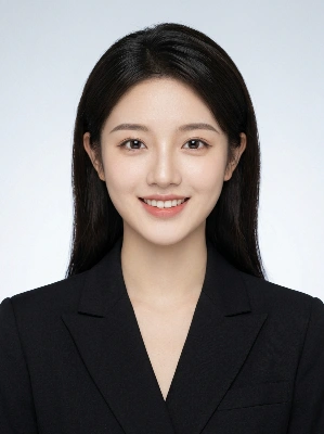 Modern Pro 3:4 Headshot