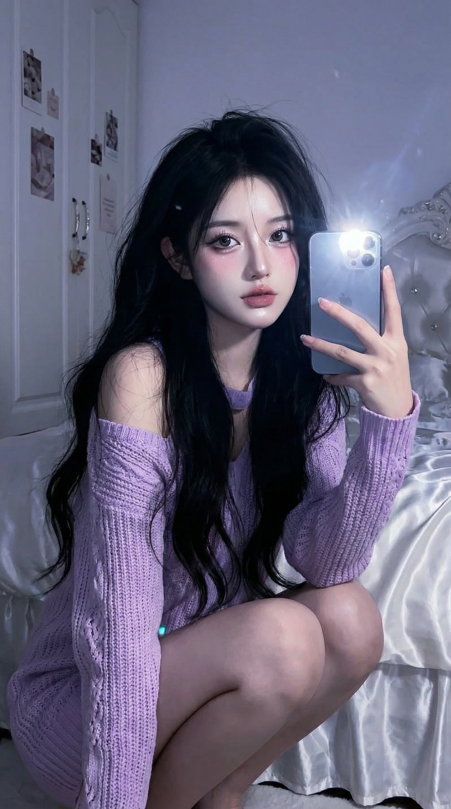 Princess Mirror Selfie Glow